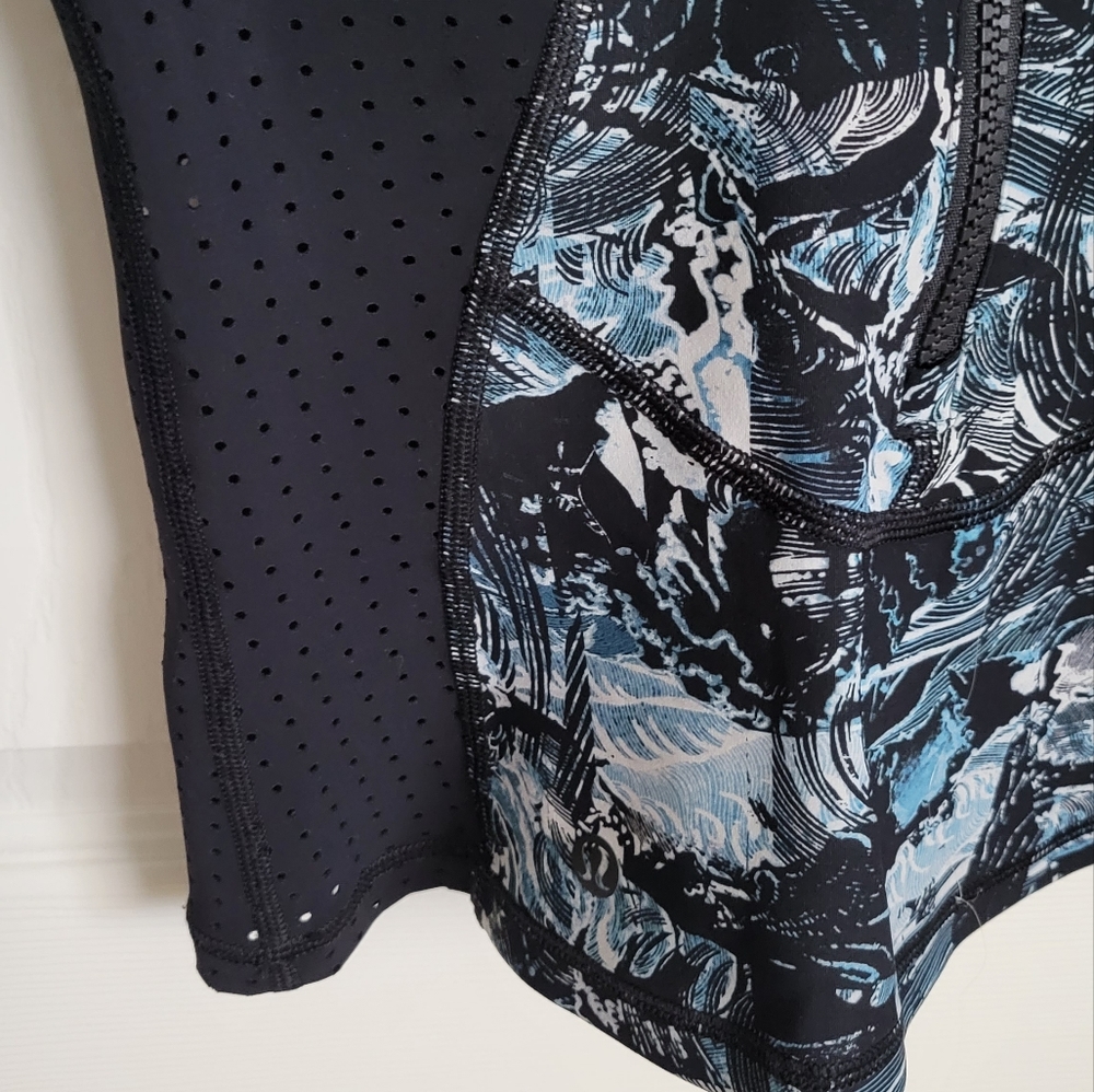 Lululemon BNWOT Rash Guard - Picture 6 of 7